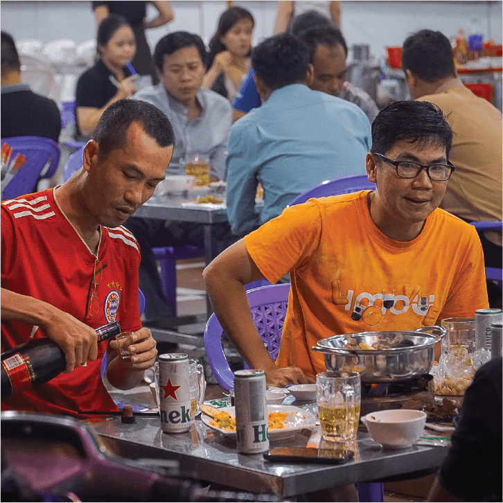 CHIẾN HỮU VÀ LẨU DÊ – CÔNG THỨC NHÂN ĐÔI NIỀM VUI TẠI LẨU DÊ 404 CHIẾN HỮU VÀ LẨU DÊ – CÔNG THỨC X2 NIỀM VUI TẠI 404